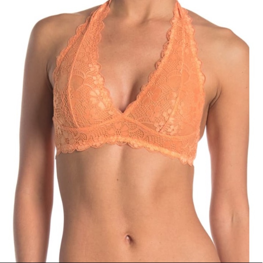 Wishlist Stretch Lace Halter Bralette- Apricot
